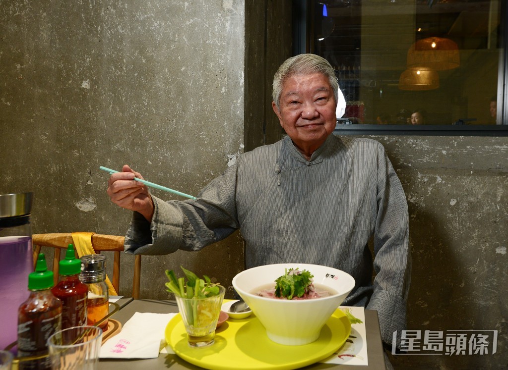 今年81歲的蔡瀾依然活躍於社交網,每日都會貼日記。