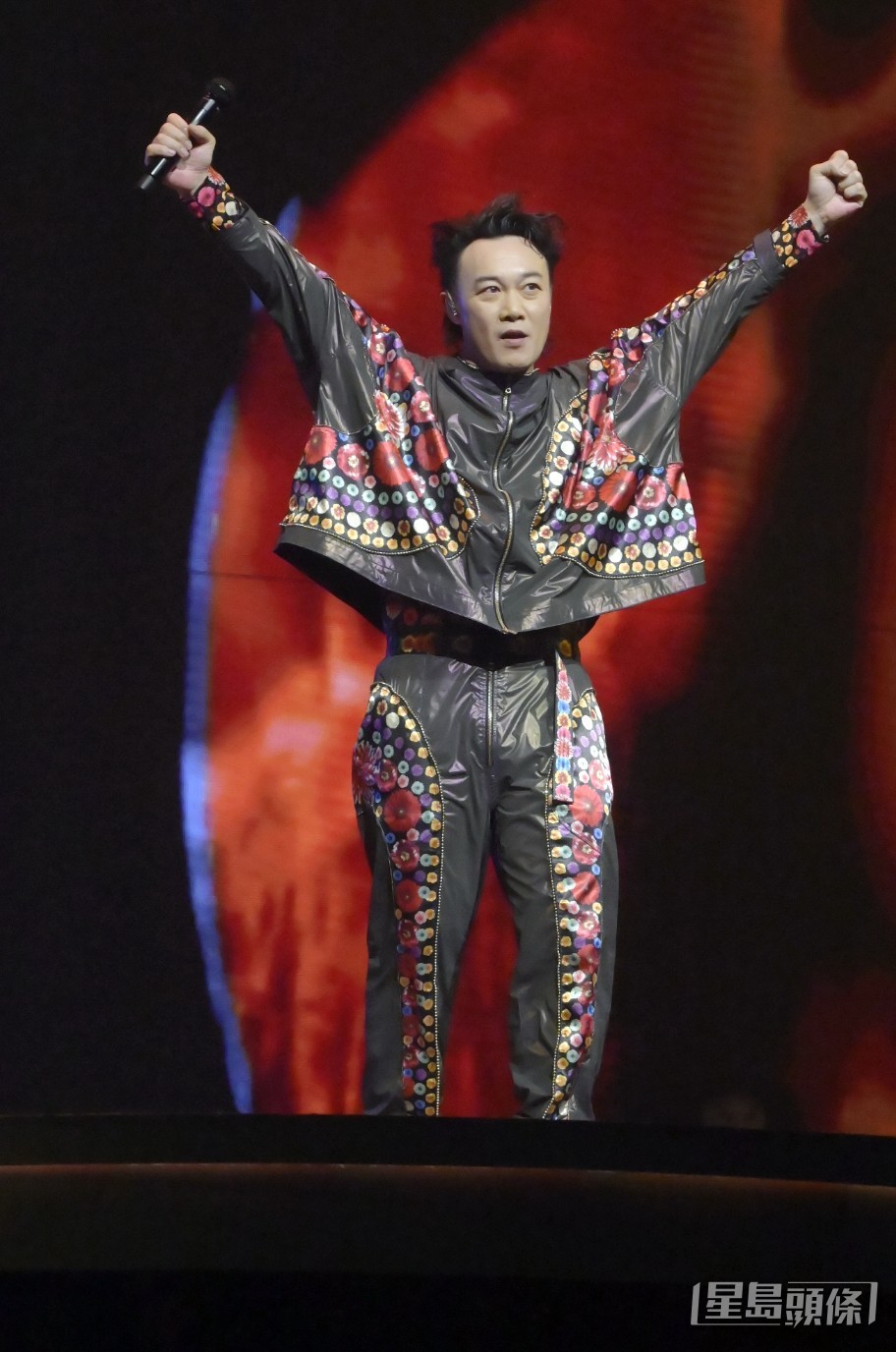 陳奕迅歌神回歸。