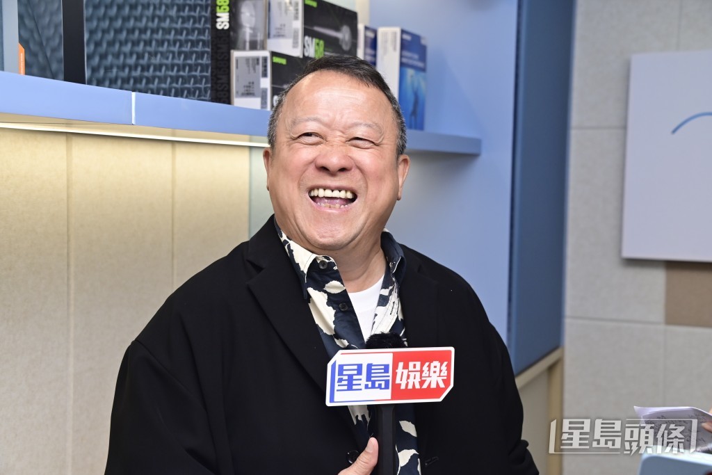 對於杜之克指未來不會將「大台」模式搬去有線，曾志偉聞言即笑說：「我都問過同事，新聞報告、天氣報告，『大台』都有做喎！」