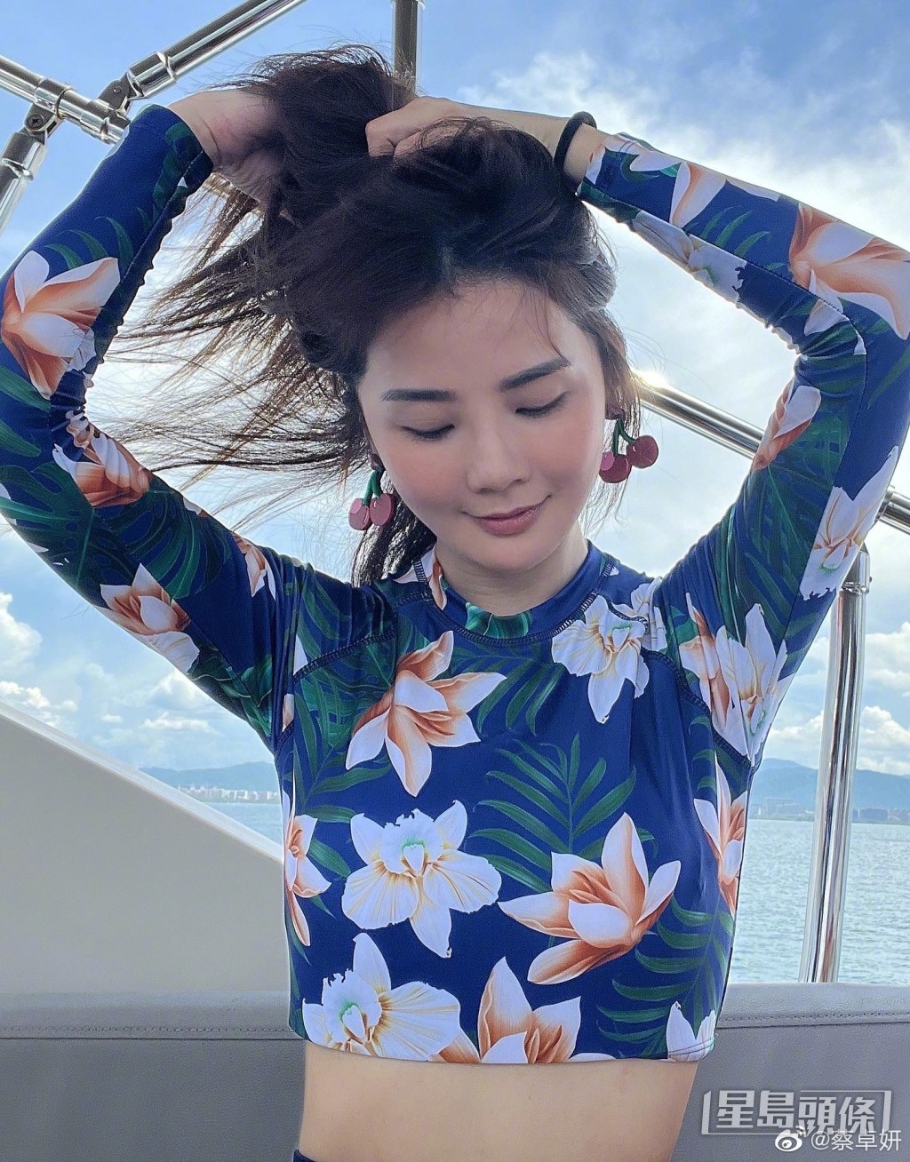 阿Sa身高165cm唔算好高,但身材比例就好好。