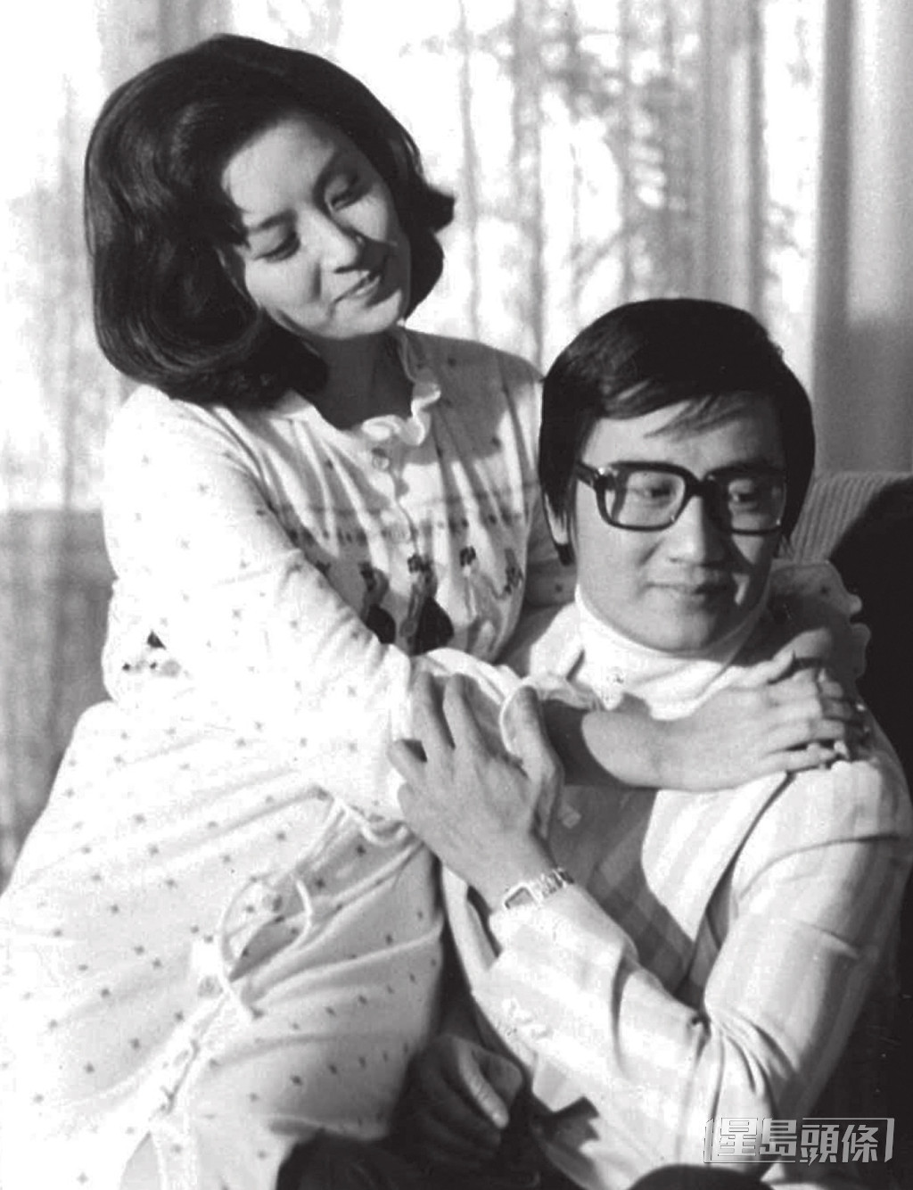 谢贤第三段情为台湾女星甄珍，两人70年代初因在内地拍戏挞着，1974年3月甄珍不顾父母反对与谢贤注册，亦是谢贤的首段婚姻，可惜1976年12月两人已经协议分取，六个月后正式离婚。（东周刊图片）
