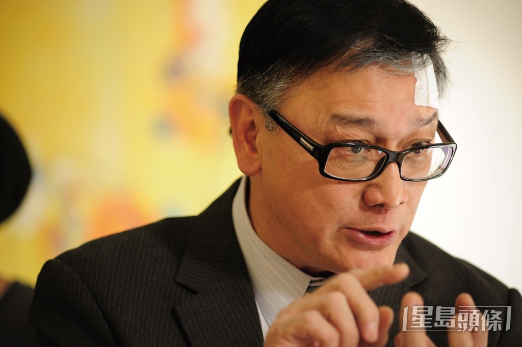 73歲曹查理已經息影多年。