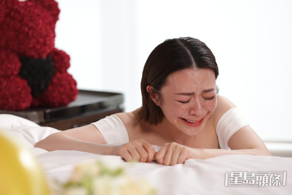 JW说:“原来拍剧真系可以训练出来的啊!”