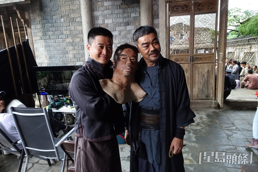 吳京出身於武術世家。