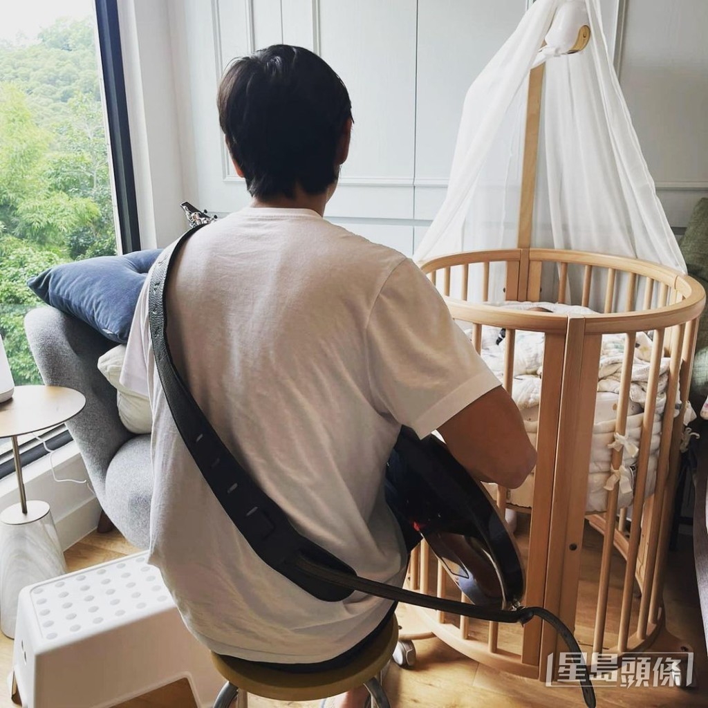 Fred每日都會唱歌給Asher聽,希望音樂可以伴隨他成長。