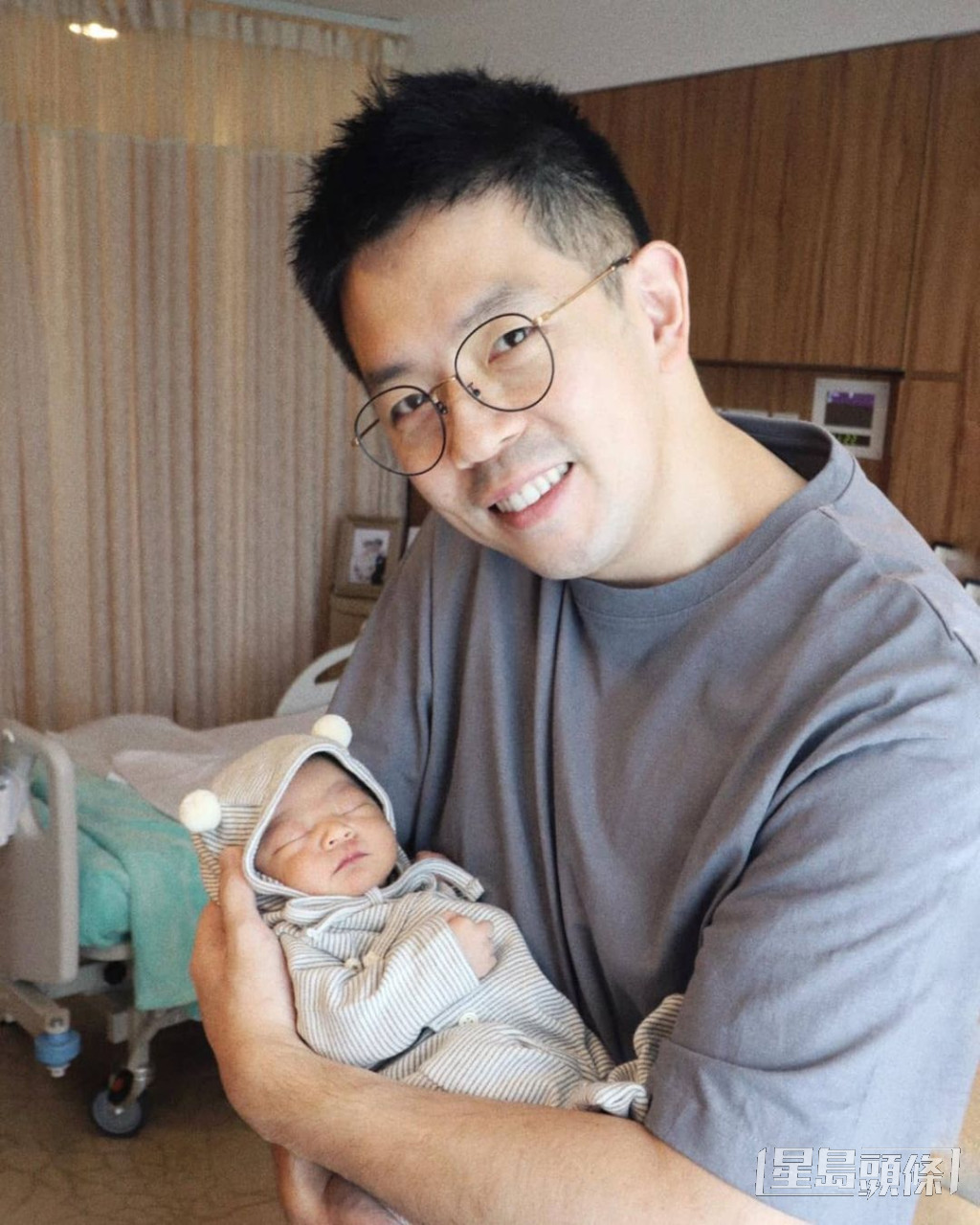 家燕姐兒子石耀庭同新抱陳素怡2021年5月誕下兒子。