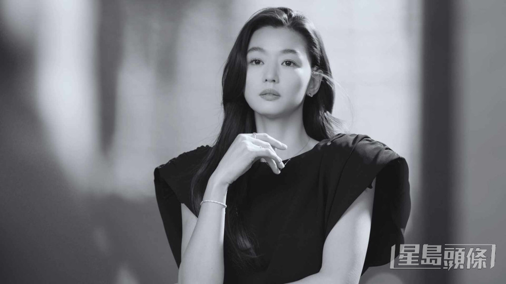 全智贤自2016年代言珠宝品牌。