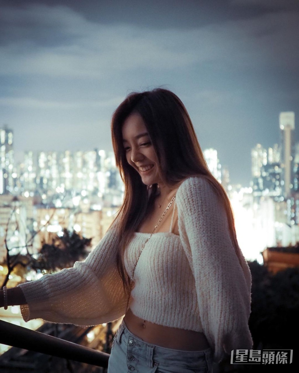 余思霆。