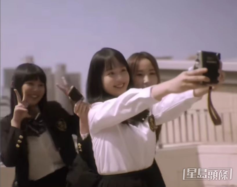 陈偲颖（中）为声梦歌手詹天文（右）拍MV。