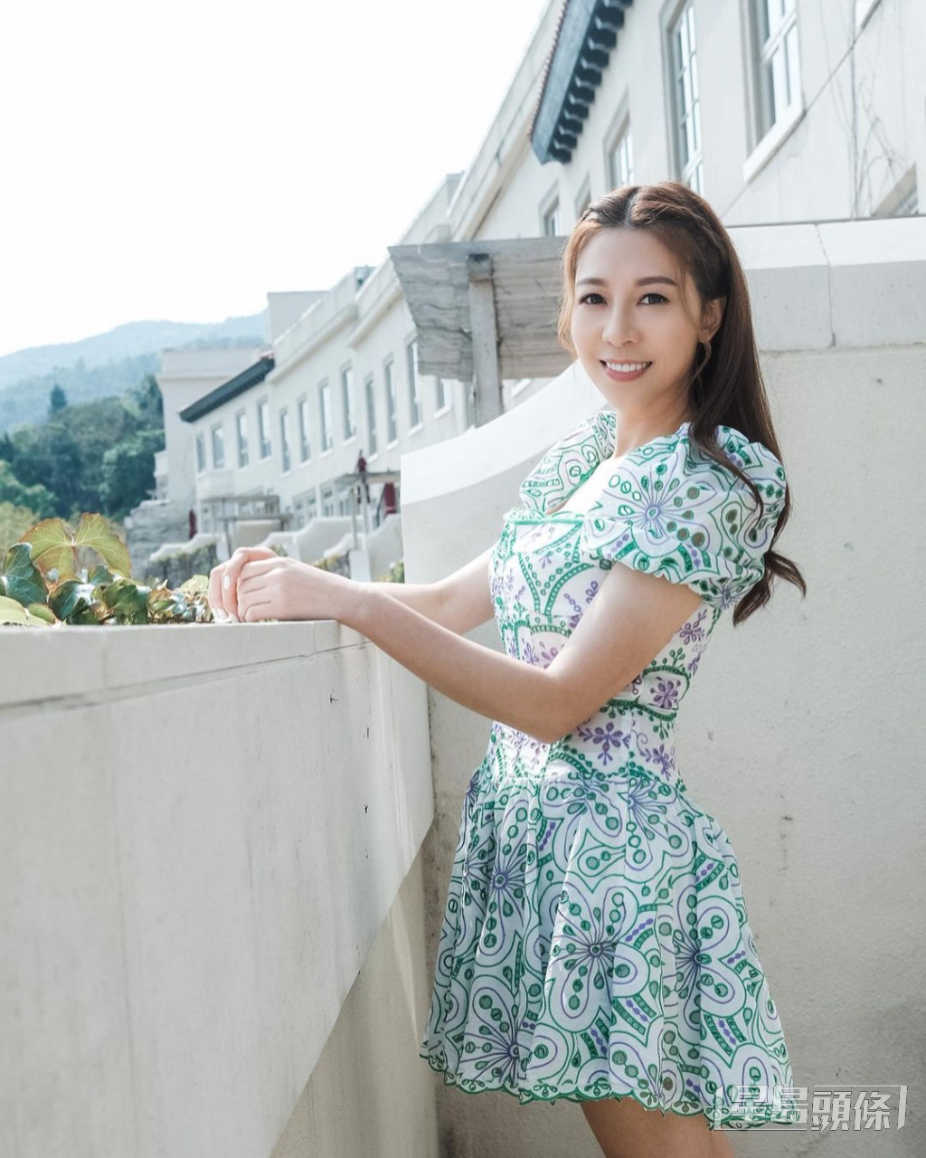 黃婉曼是TVB前「天氣女郎」。