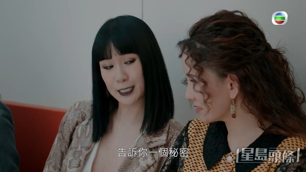 莊思明還向其他舞小姐強力推介醫生手勢好溫柔。
