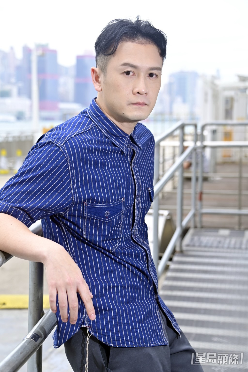 Aaron笑言有跟其他男藝人討論男人最痛，除了脫髮外，身形、鬍鬚和身高都是困擾頭三位。