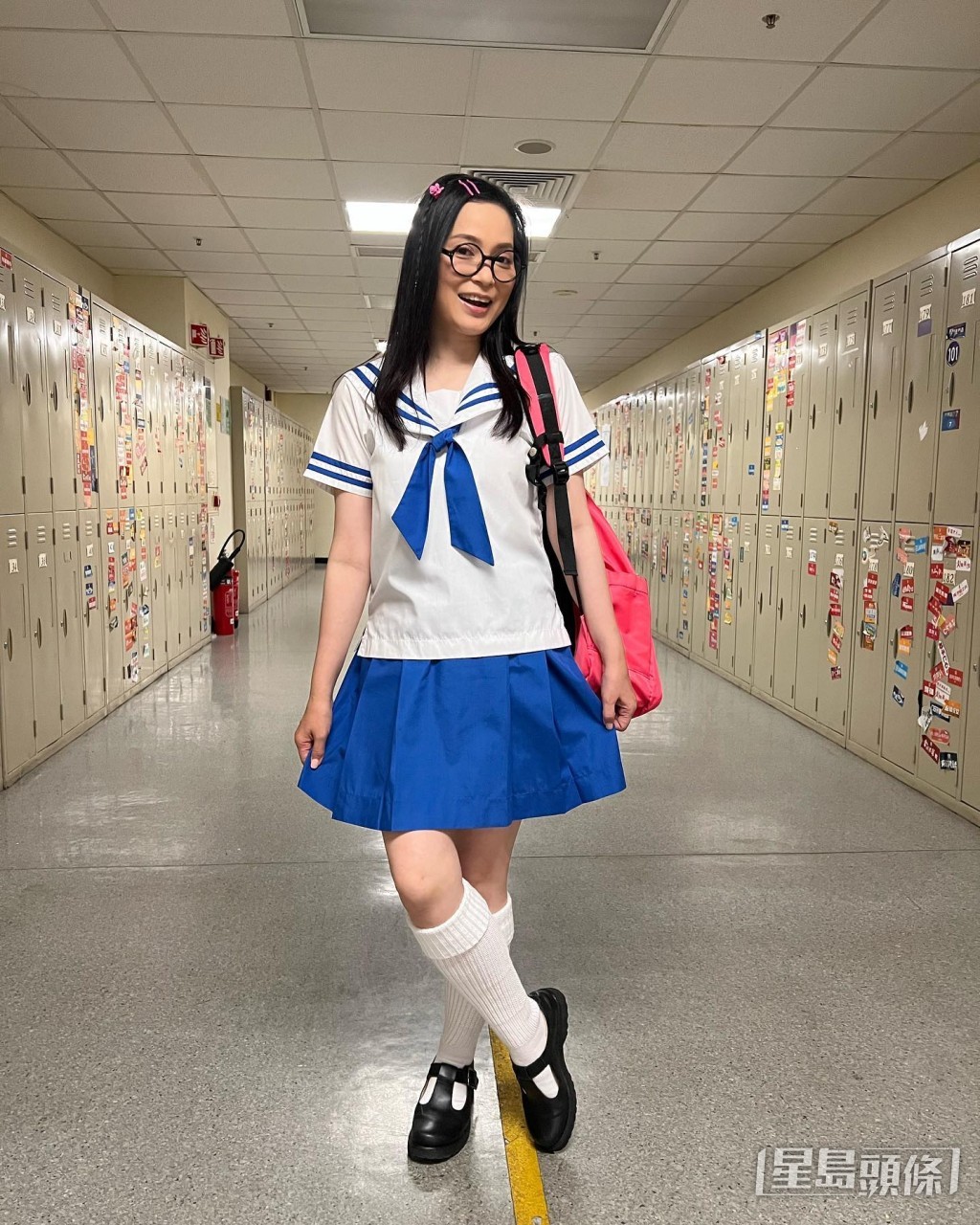 51歲的樊奕敏穿上校服沒有違和感。