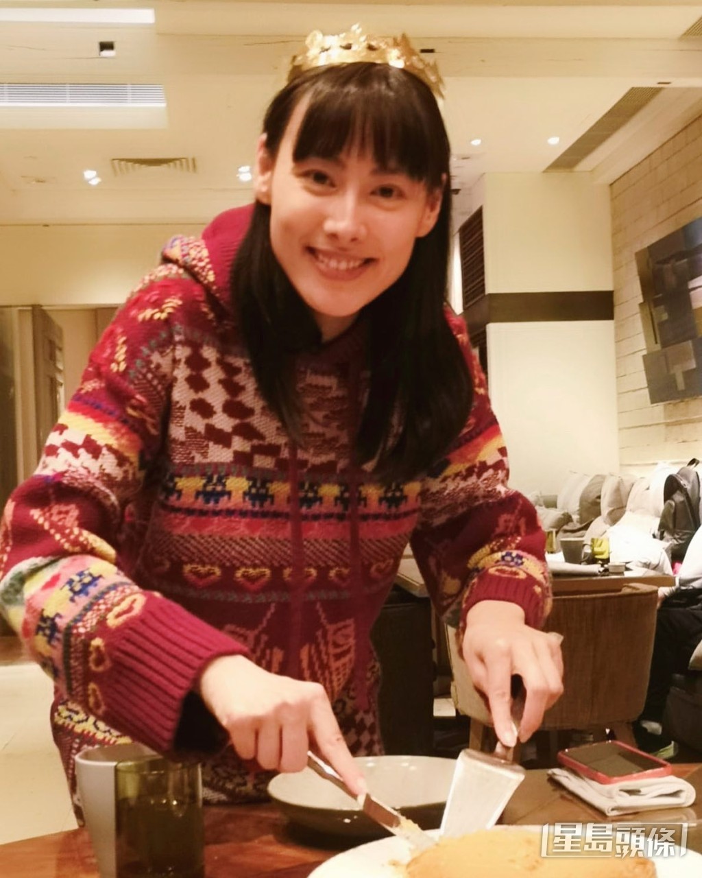 34岁的梁洛施依然有少女味。