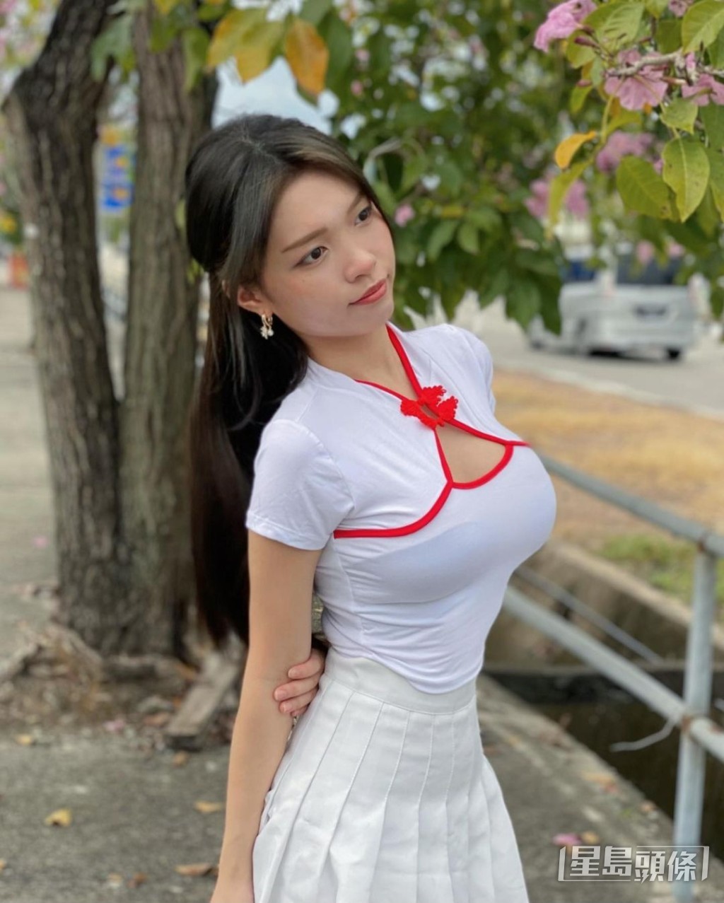 後來台灣網民起底發現是馬來西亞網紅瑋兒。