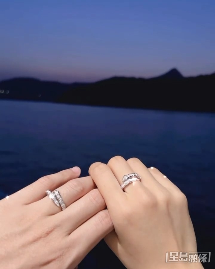 晒婚戒?