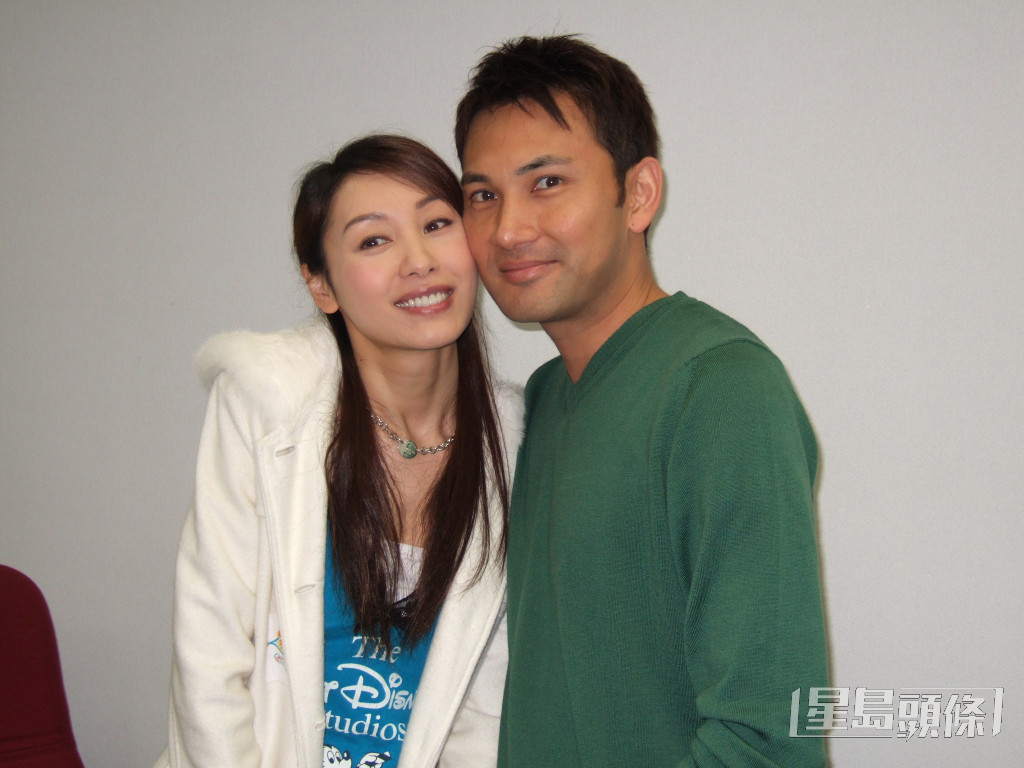 林文龙与郭可盈2004年结婚。