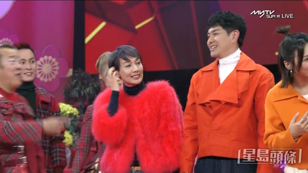 江美仪与萧正楠排头位。
