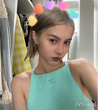 鄧月平愈住愈豪。