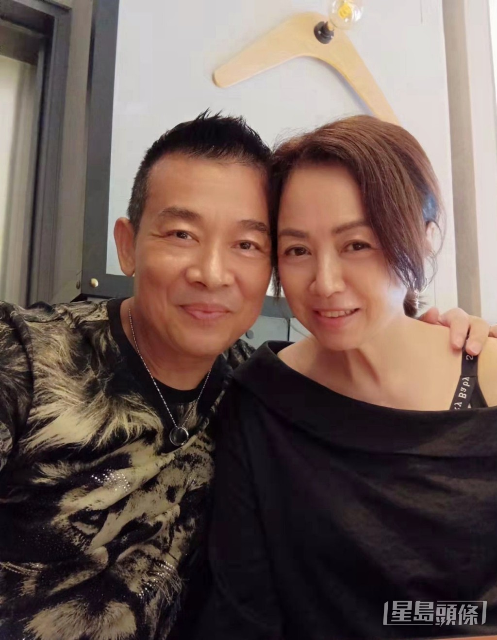 唐麗球自婚後淡出幕前。