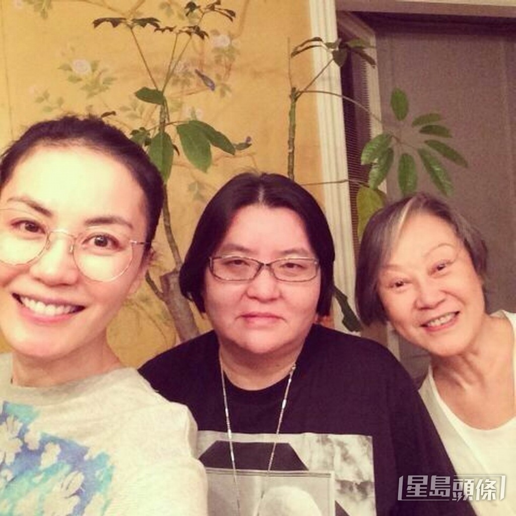 但間中仍會為王菲女兒竇靖童處理事務。