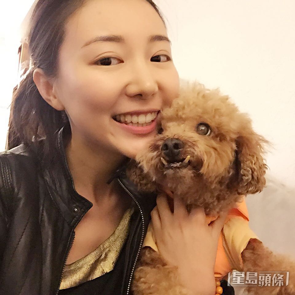 馬菀迎的原藝名為名是馬賽。