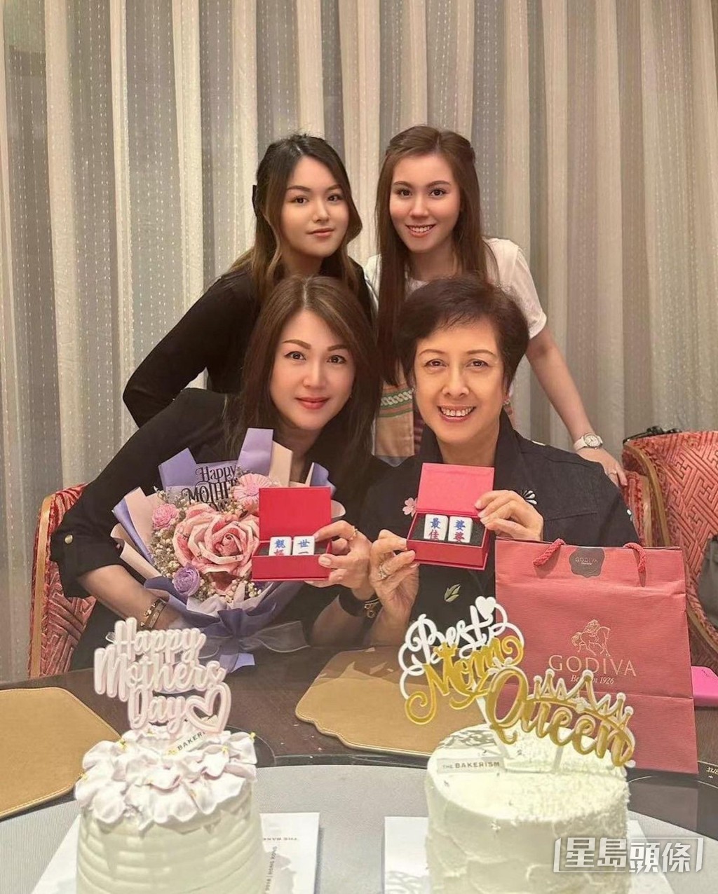 三代同堂，共通點是都是美女。