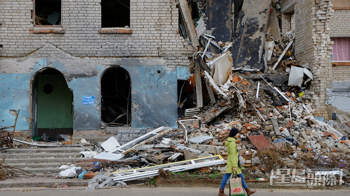 自俄军入侵以来，乌克兰多个城镇到被炮火波及，大量建筑物被摧毁。路透社资料图片
