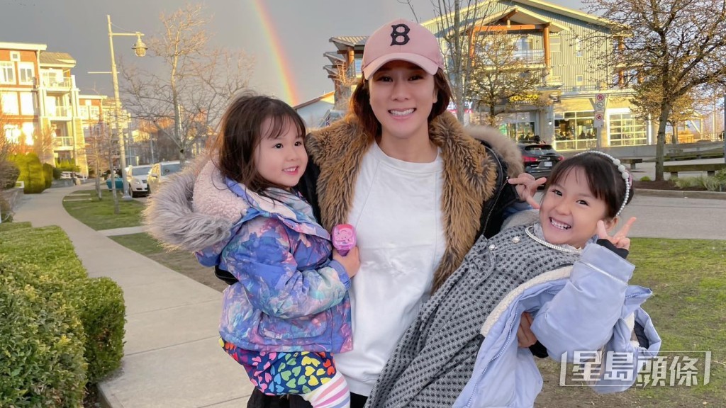 張嘉兒的兩個女兒將會是最美星二代的接班人。