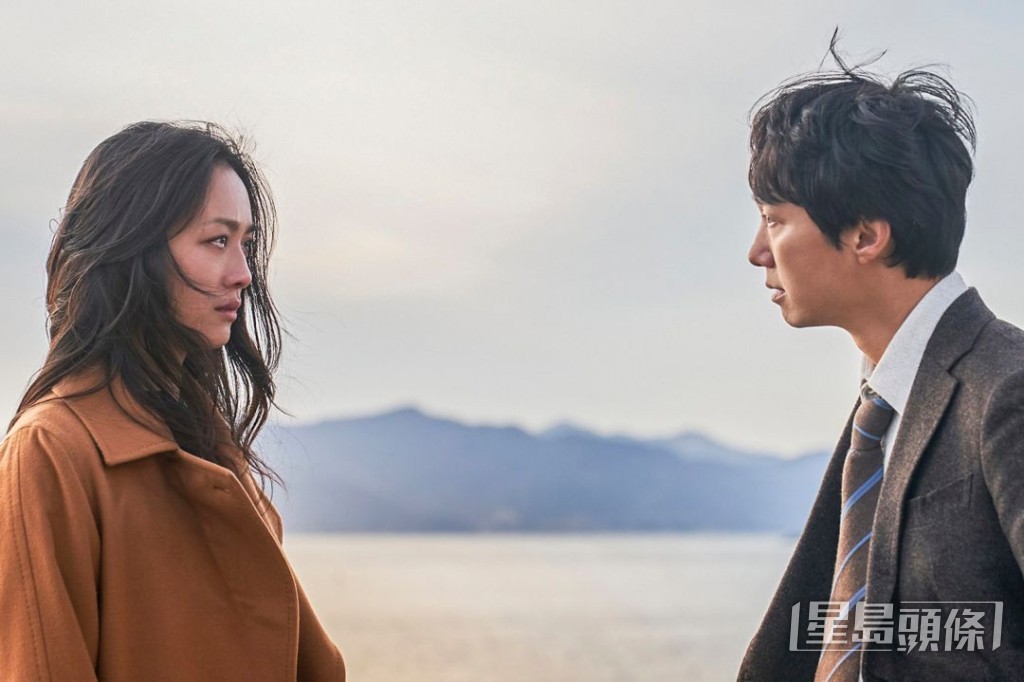 最佳外語片方面，湯唯及朴海日主演、朴贊郁執導的韓片《分手的決心》入圍，將與《Argentina, 1985》（阿根廷）、《西綫無戰事》（德國）、《Close》（比利時/法國/荷蘭）及《RRR》（印度）爭獎。