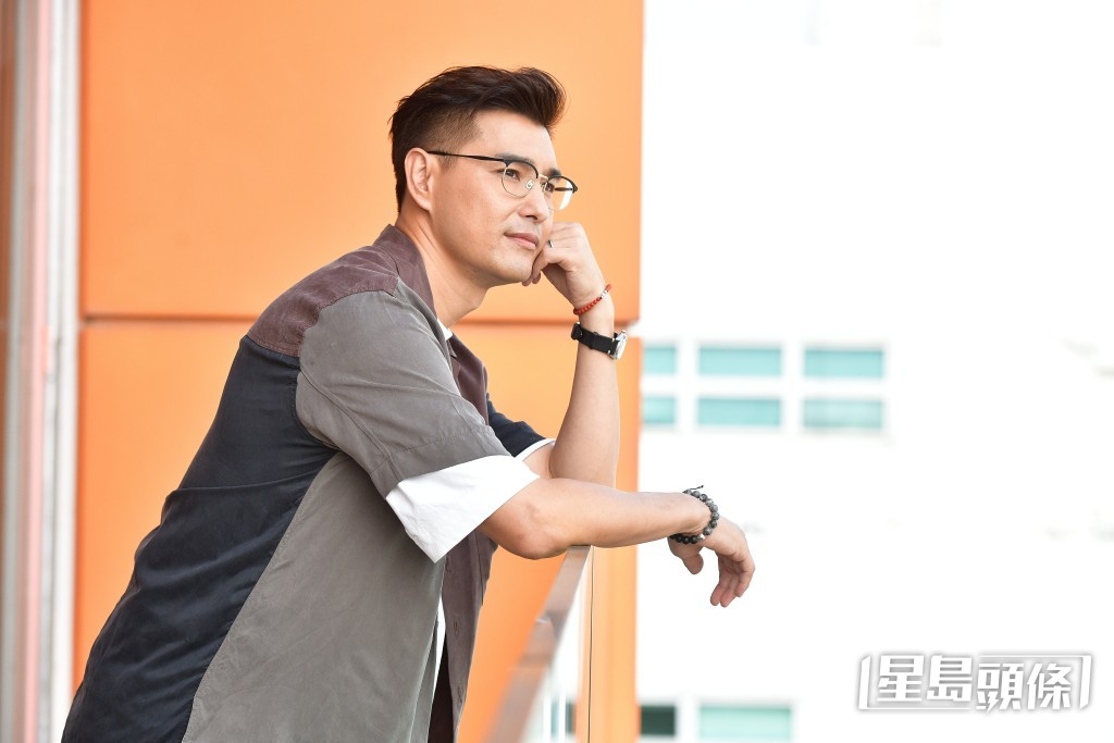 他明白包容重要性，唔介意被批評。