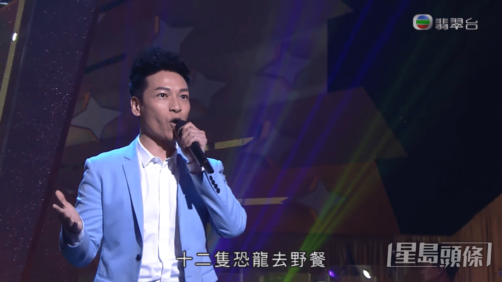 在《流行经典50年》献唱经典儿歌。