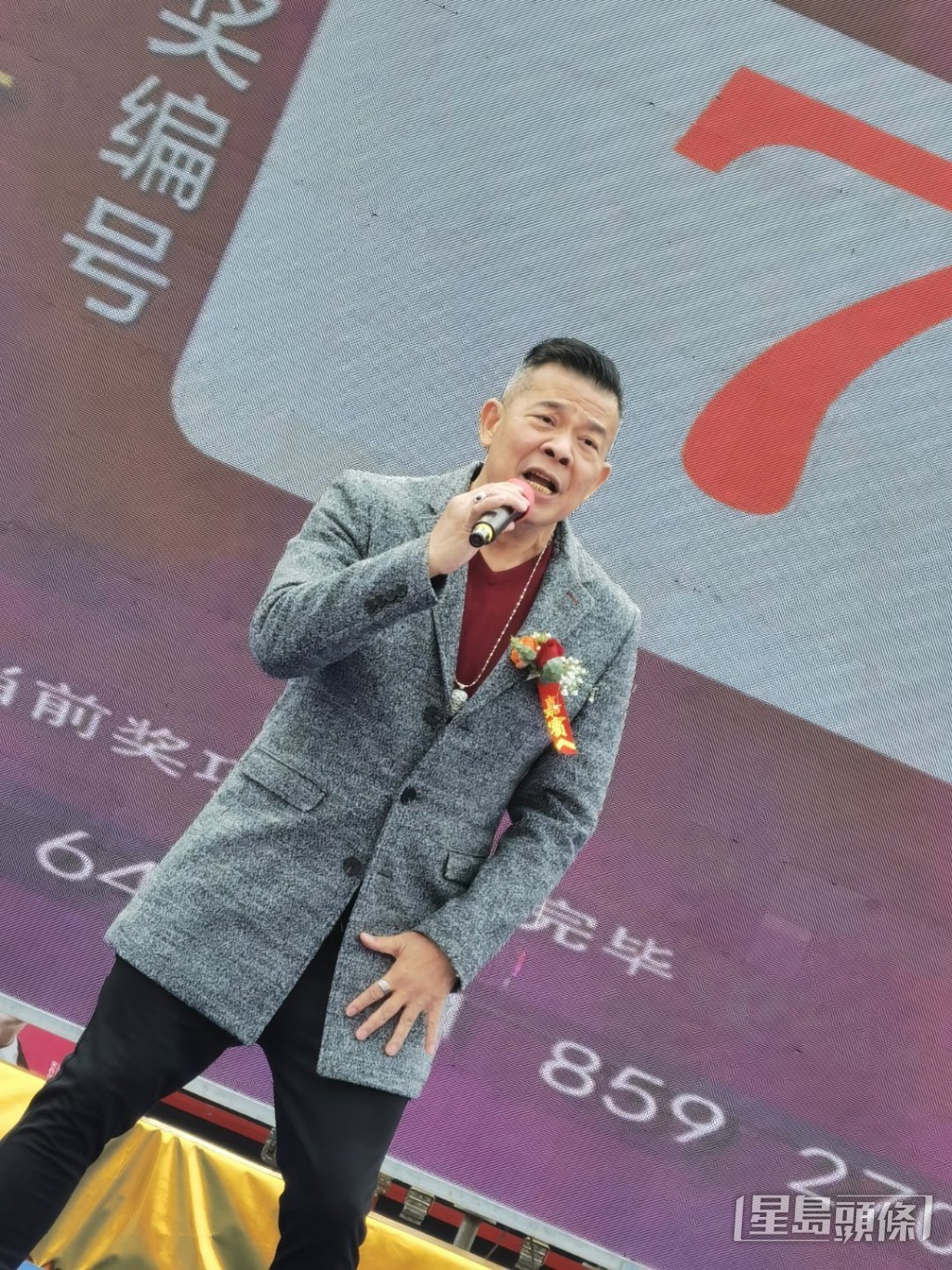 吳毅將長留內地拍劇及登台。