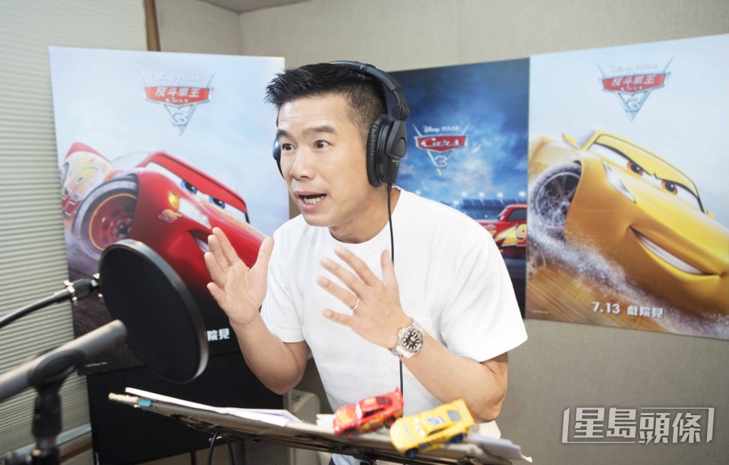 林海峰亦有為電影做配音工作。