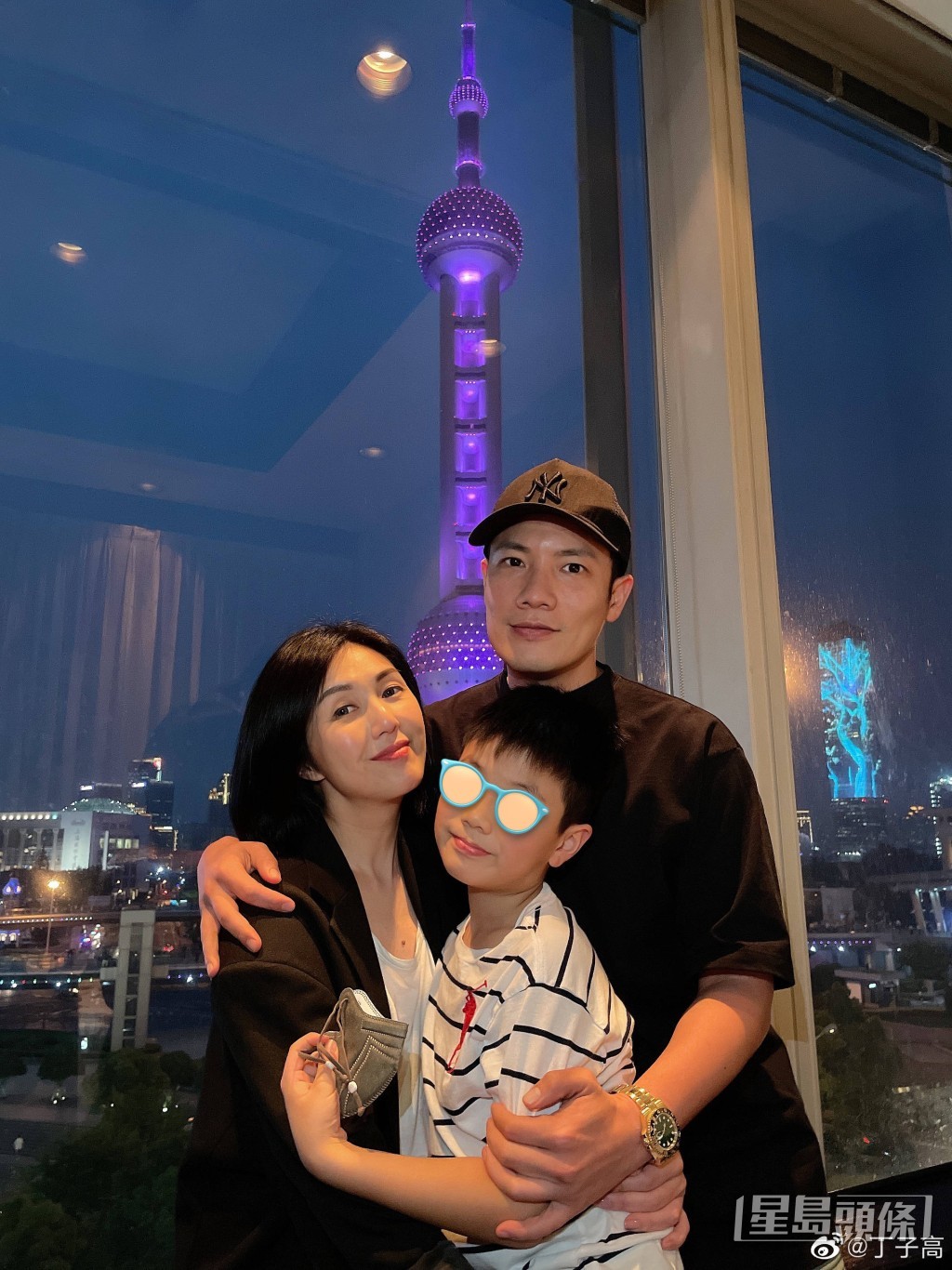 二人婚後育有一子。