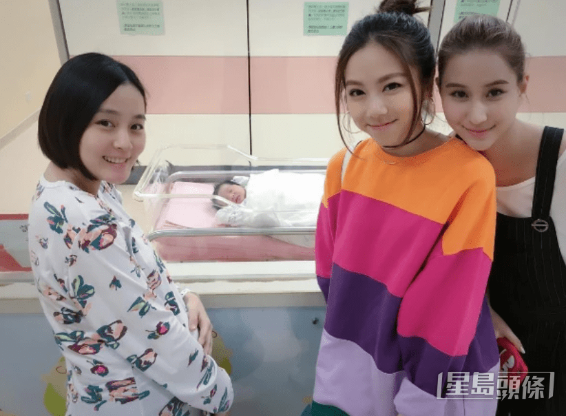 李蘊生咗第一時間探B。