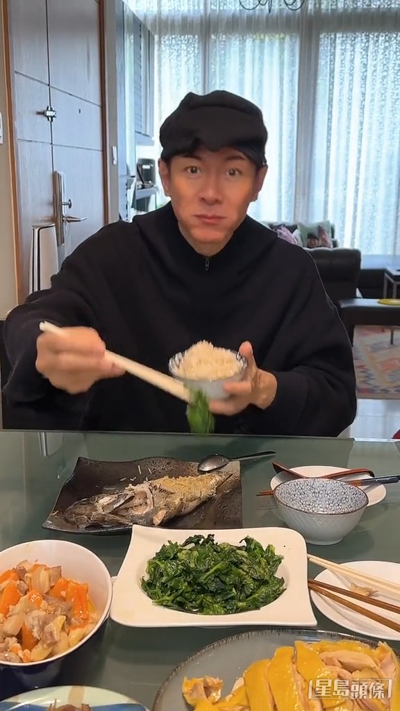 客厅、饭厅相当巨大！