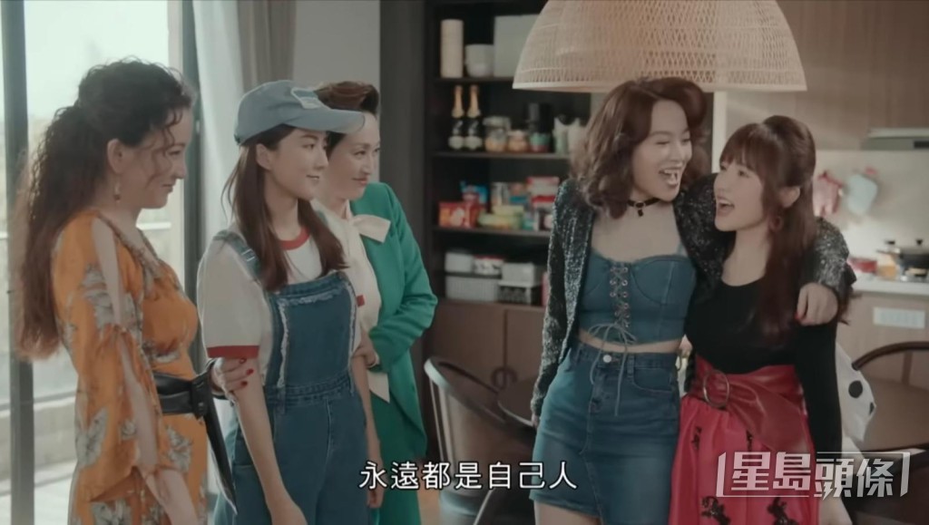 陈星妤（左二）在重头剧《一舞倾城》演绎重要角色。