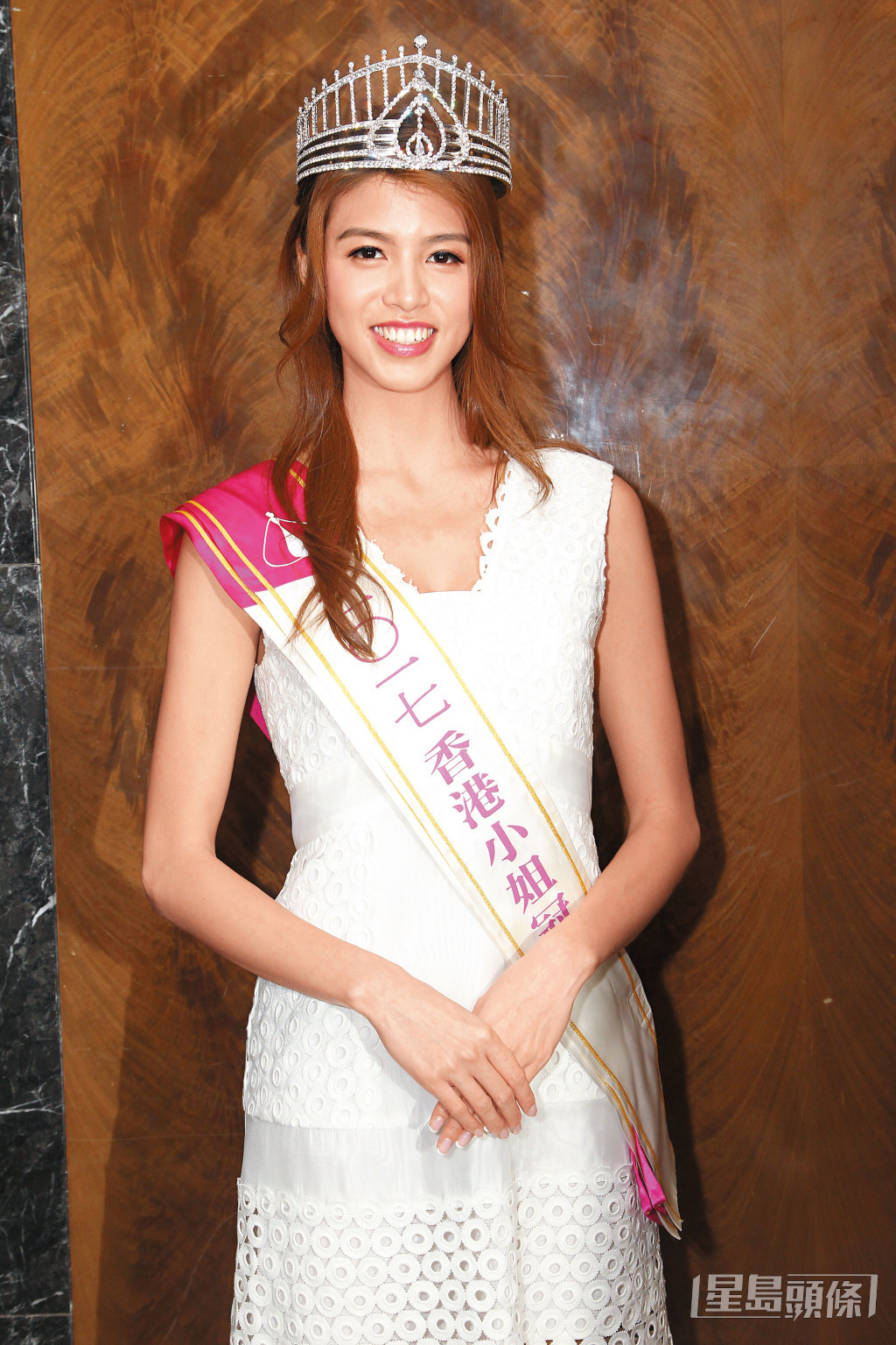 雷莊𠒇2017年參選港姐奪得冠軍及最上鏡小姐。