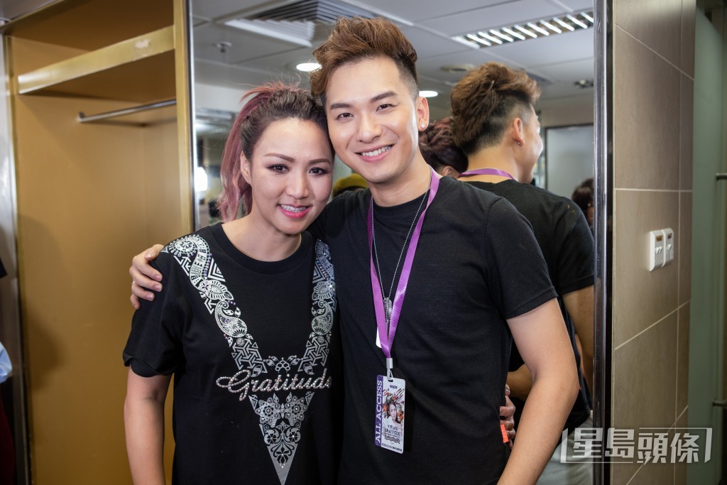 sp'ACE 2018年做過黎瑞恩演唱會嘉賓,合唱《你最珍貴》。