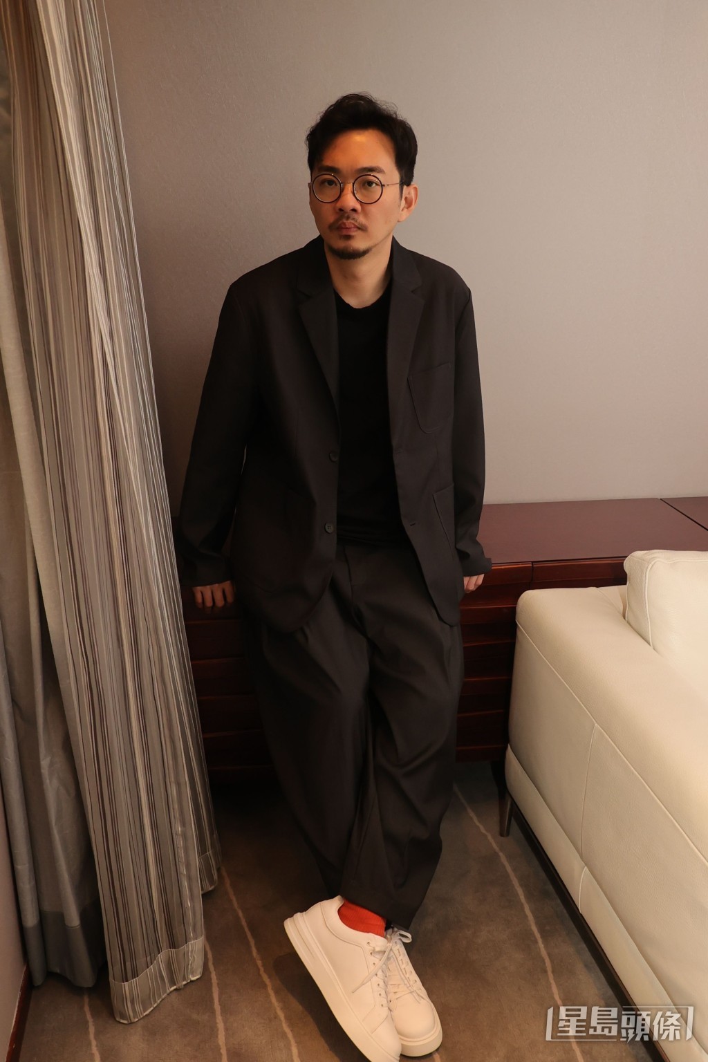 独家丨《鬼家人》台导程伟豪爆许光汉真性格童年极爱港片《开心鬼》超崇拜杜Sir