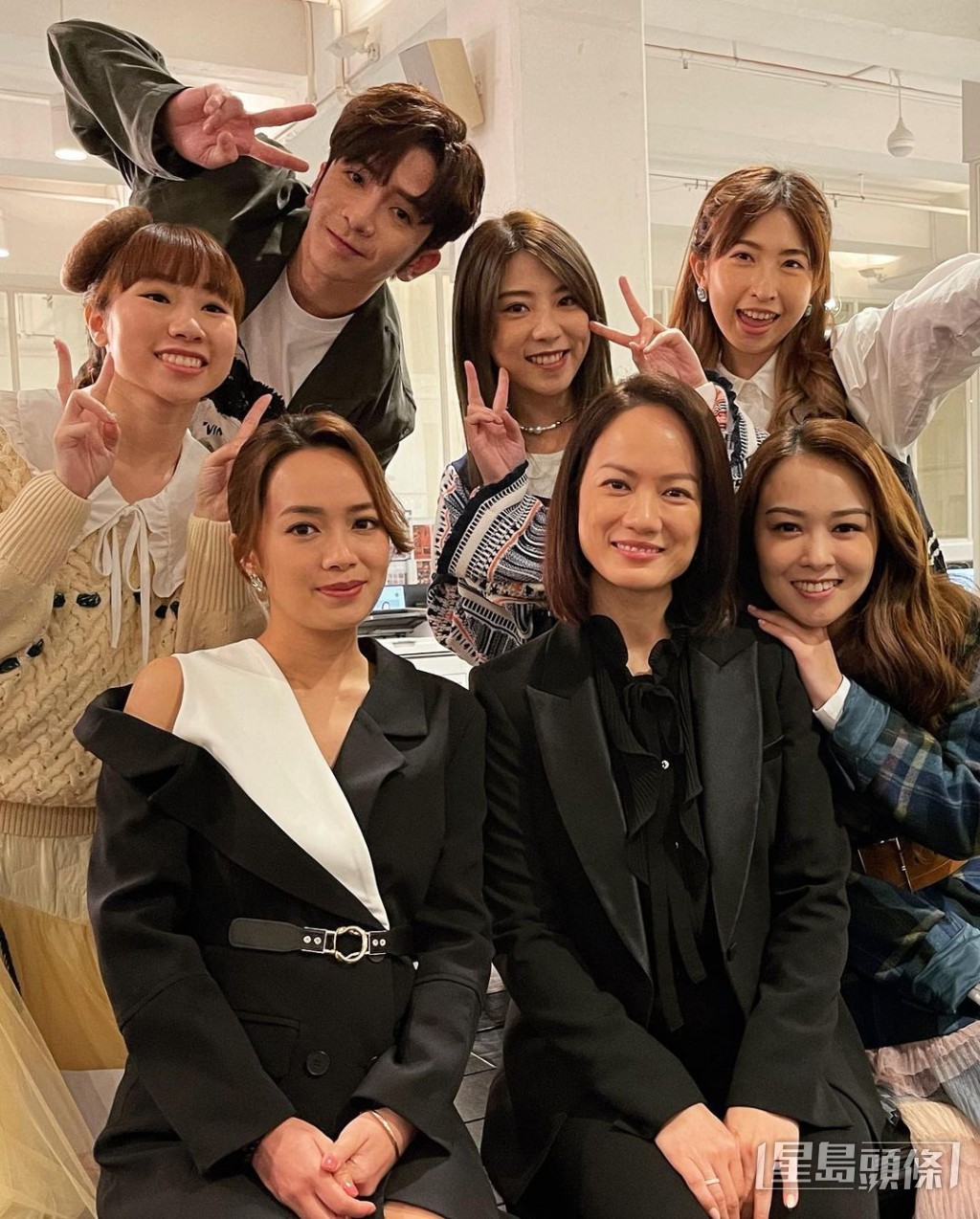 劇中Rachel同Hailey演上司下屬關係唔算好,但私底下一班演員卻相處極融洽。
