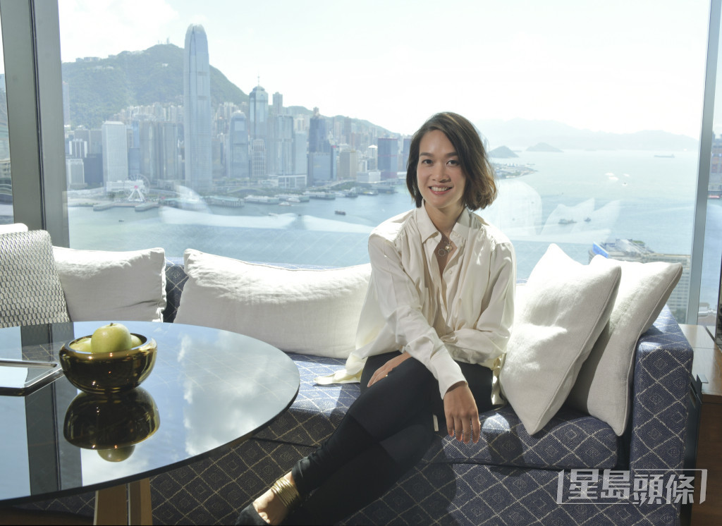 鄭志雯現掌舵集團的酒店業務，是香港瑰麗酒店（Rosewood）的集團首席行政總裁。