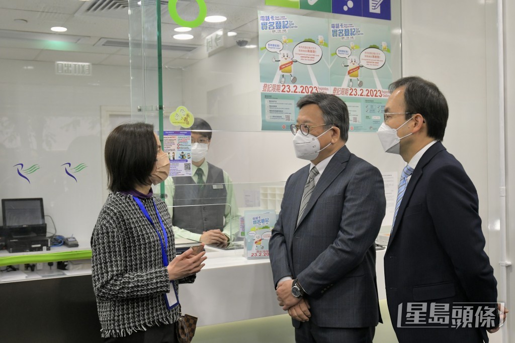 邱应桦呼吁市民尽快完成登记。梁誉东摄