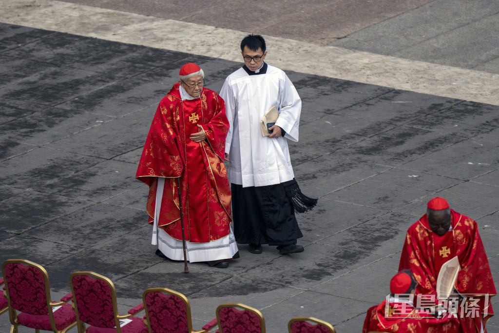 陳日君早前到梵蒂岡出席本篤十六世葬禮。AP圖片
