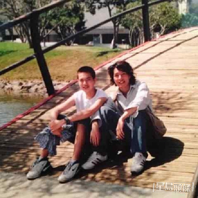 周子揚與弟弟18歲時在美國讀書的照片。