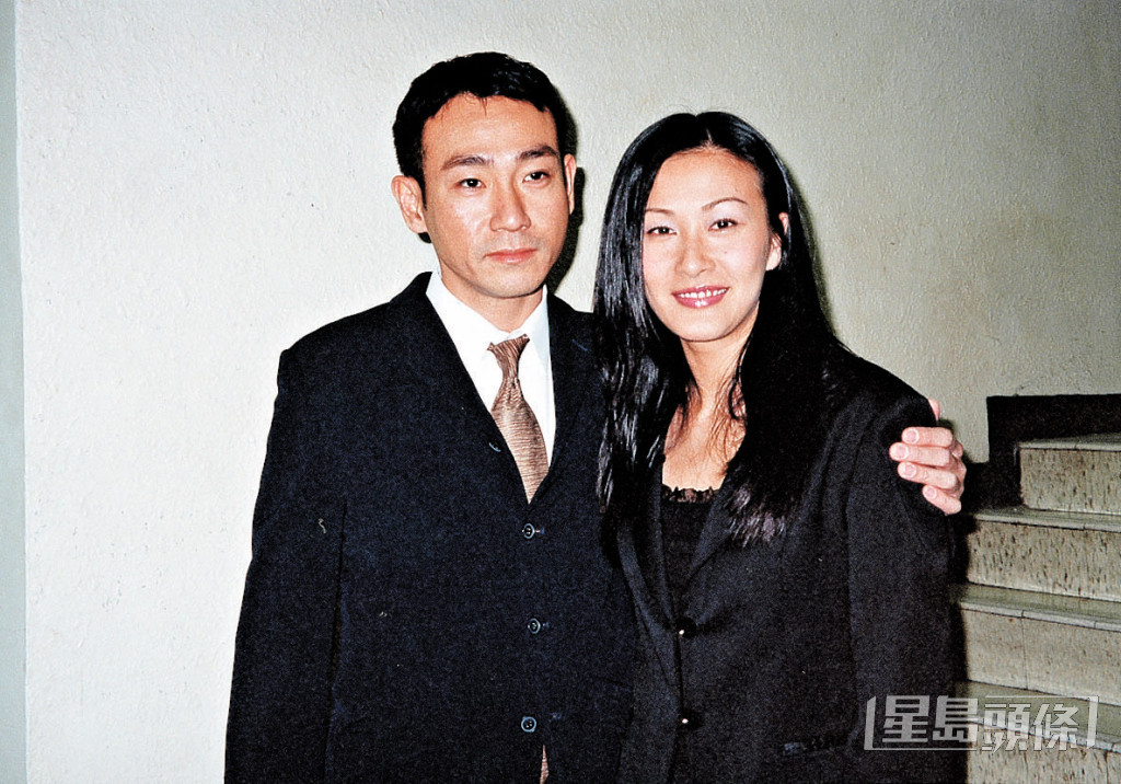 林保怡、陈慧珊合作拍过《鉴证实录》及《妙手仁心》系列等经典剧。