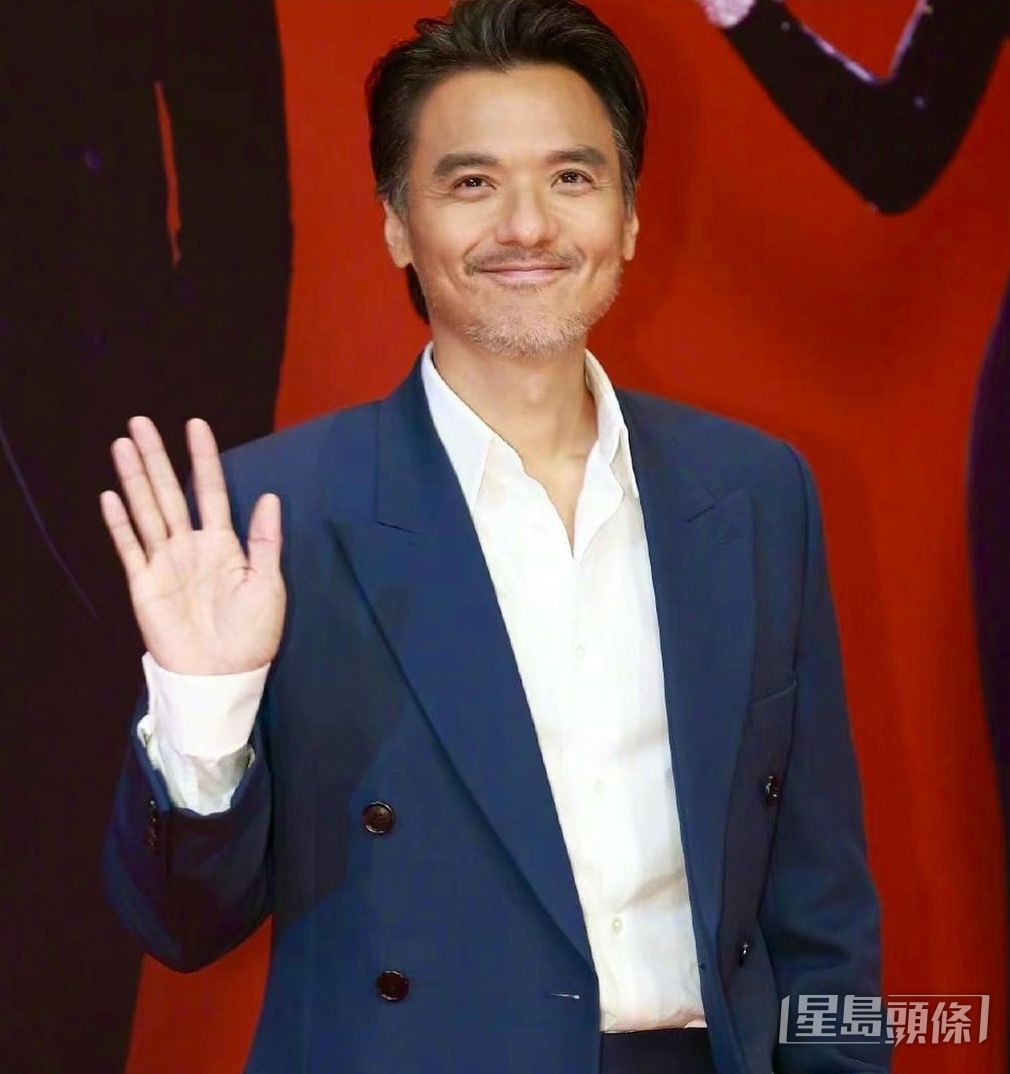 之前出席《香港電影金像奬頒獎禮》任頒獎嘉賓。