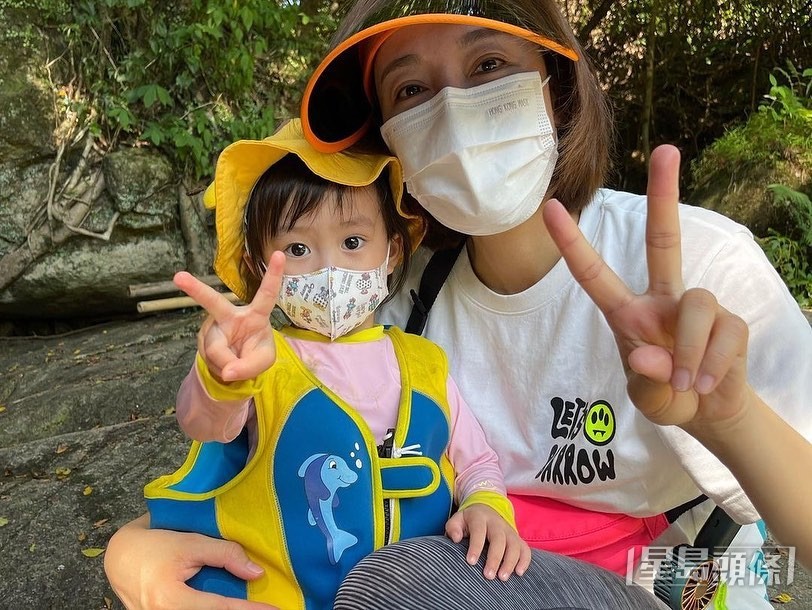 楊茜堯的女兒小珍珠深得網民喜愛。
