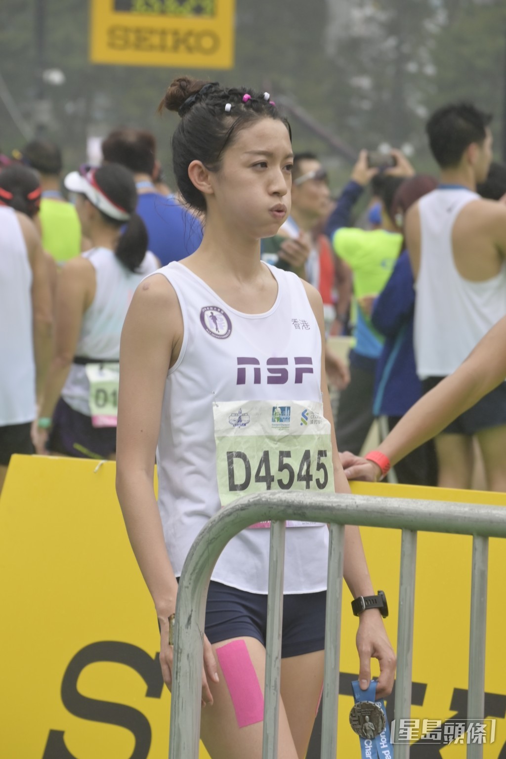 蔡思貝是今年唯一藝人賽加半馬賽事，以1小時47分34秒衝線。